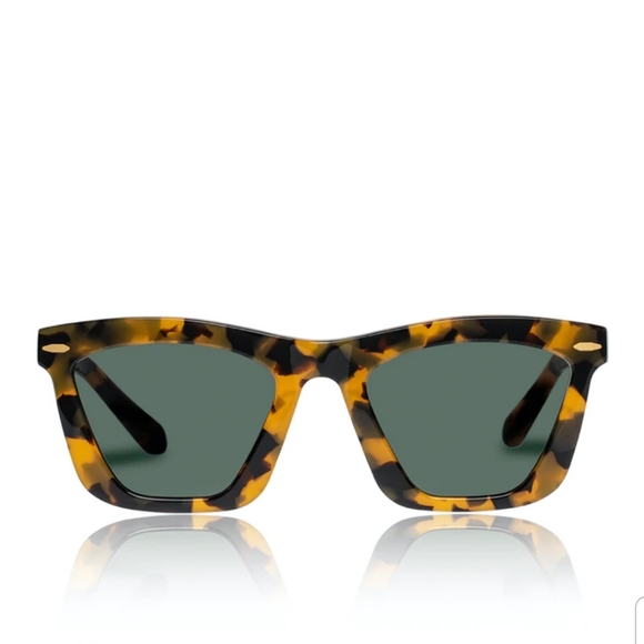 Karen Walker Alexandria Crazy Tort Sunglasses - Picture 4 of 15